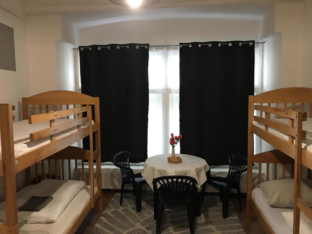 Apartment Tesla *